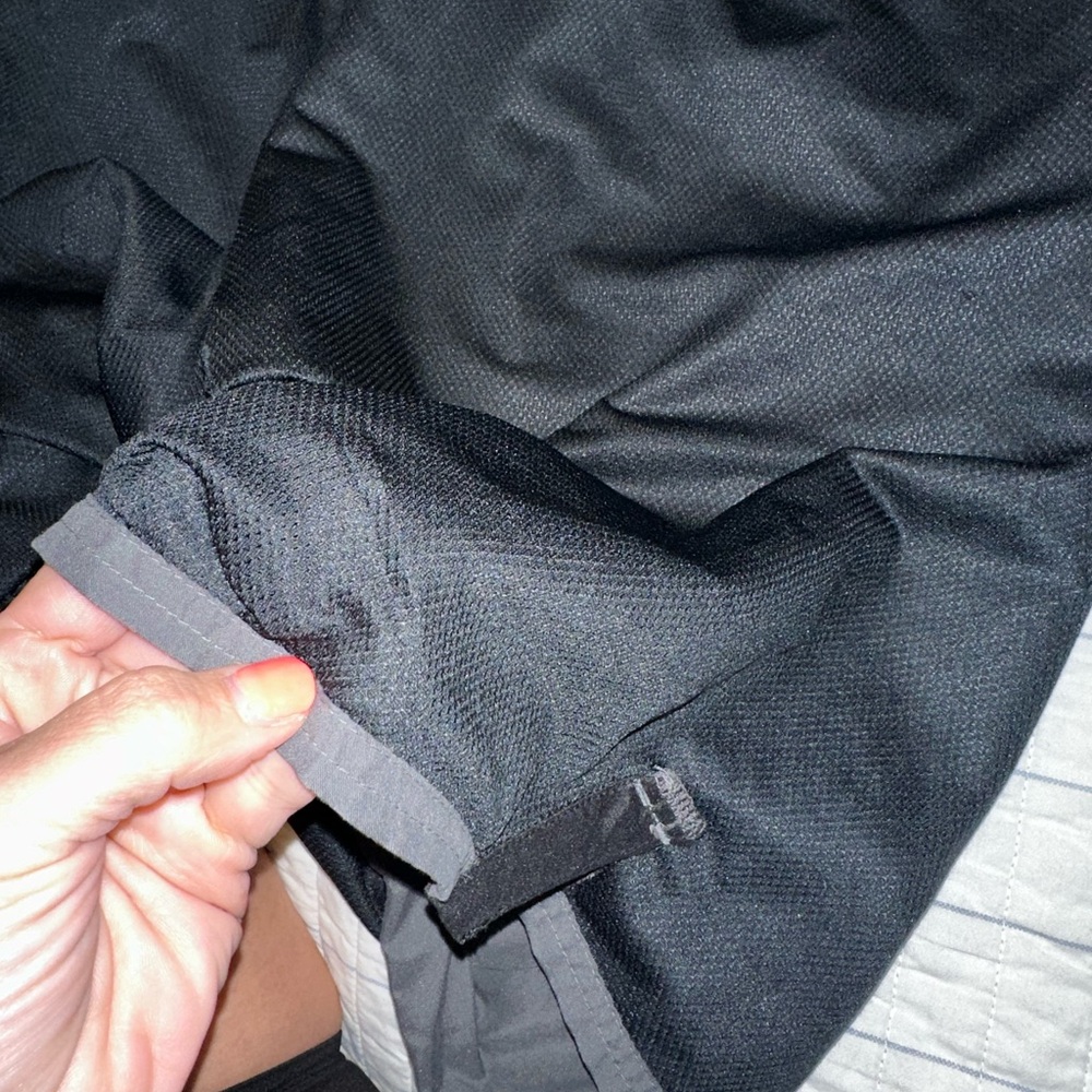 Nike Swim Men's JDI Swoosh 9" Iron Grey Volley Shorts (NESSC475-018) Size L - Picture 6 of 6